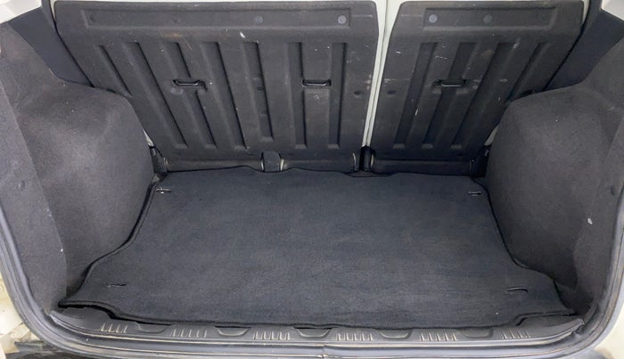 2014 Ford Ecosport 1.5 TREND TDCI, Diesel, Manual, 60,710 km, Boot Inside