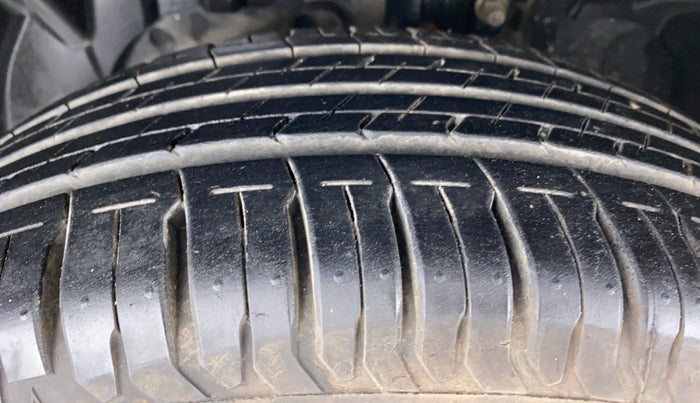 2014 Ford Ecosport 1.5 TREND TDCI, Diesel, Manual, 60,710 km, Left Front Tyre Tread