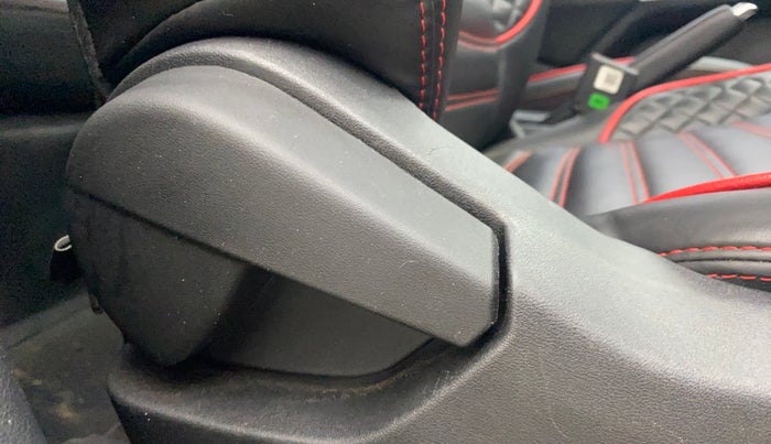 2024 Nissan MAGNITE XL AMT EZ Shift, Petrol, Automatic, 28,829 km, Driver Side Adjustment Panel
