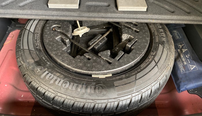 2017 Hyundai Creta SX (O) 1.6 DIESEL, Diesel, Manual, 1,04,813 km, Spare Tyre