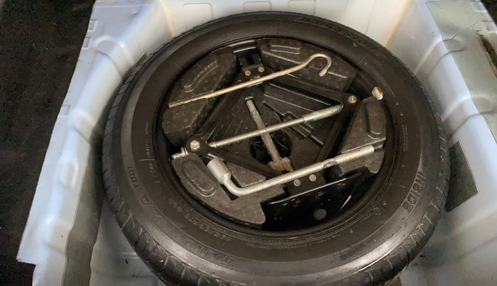 2020 Tata NEXON XZA PLUS (O) PETROL DUAL TONE, Petrol, Automatic, 55,936 km, Spare Tyre