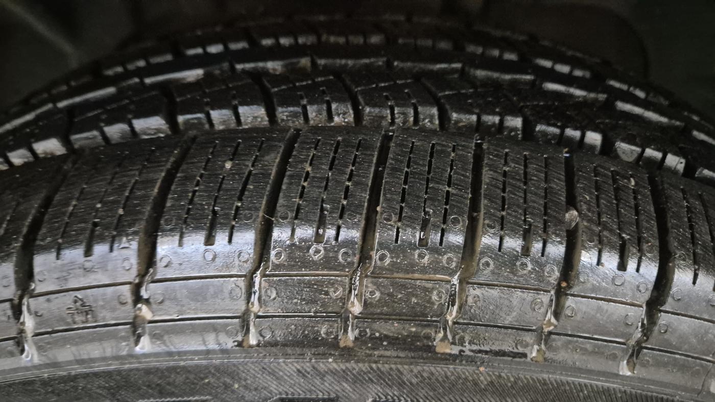 2017 Ford Ecosport TITANIUM 1.5L PETROL, Petrol, Manual, 8,857 km, Left Front Tyre Tread