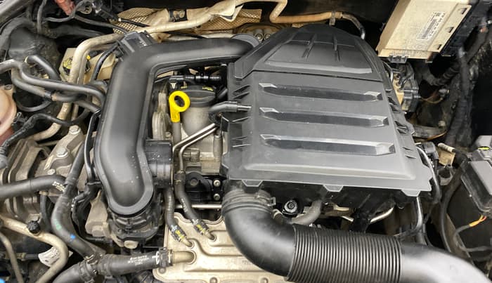 2020 Volkswagen Polo HIGHLINE PLUS 1.0, Petrol, Manual, 70,660 km, Engine View