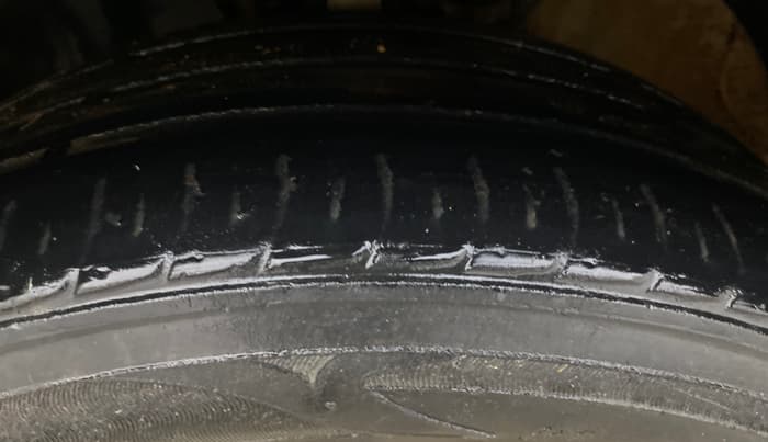 2020 Volkswagen Polo HIGHLINE PLUS 1.0, Petrol, Manual, 70,660 km, Left Front Tyre Tread