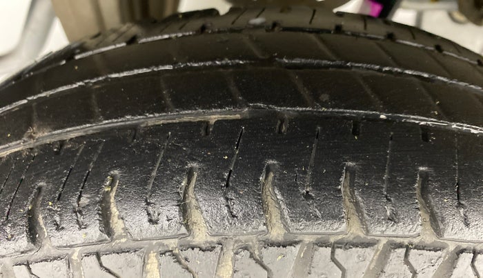 2008 Maruti Alto LXI, Petrol, Manual, 46,829 km, Right Rear Tyre Tread