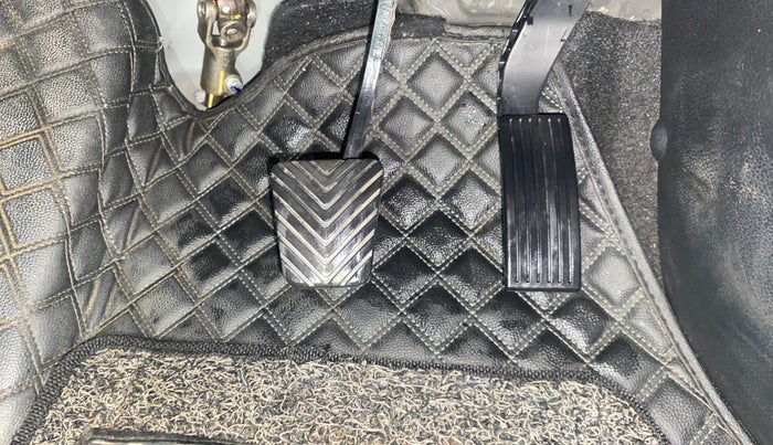 2022 KIA SONET HTX ANNIVERSARY EDITION 1.0 IMT, Petrol, Manual, 21,481 km, Pedals