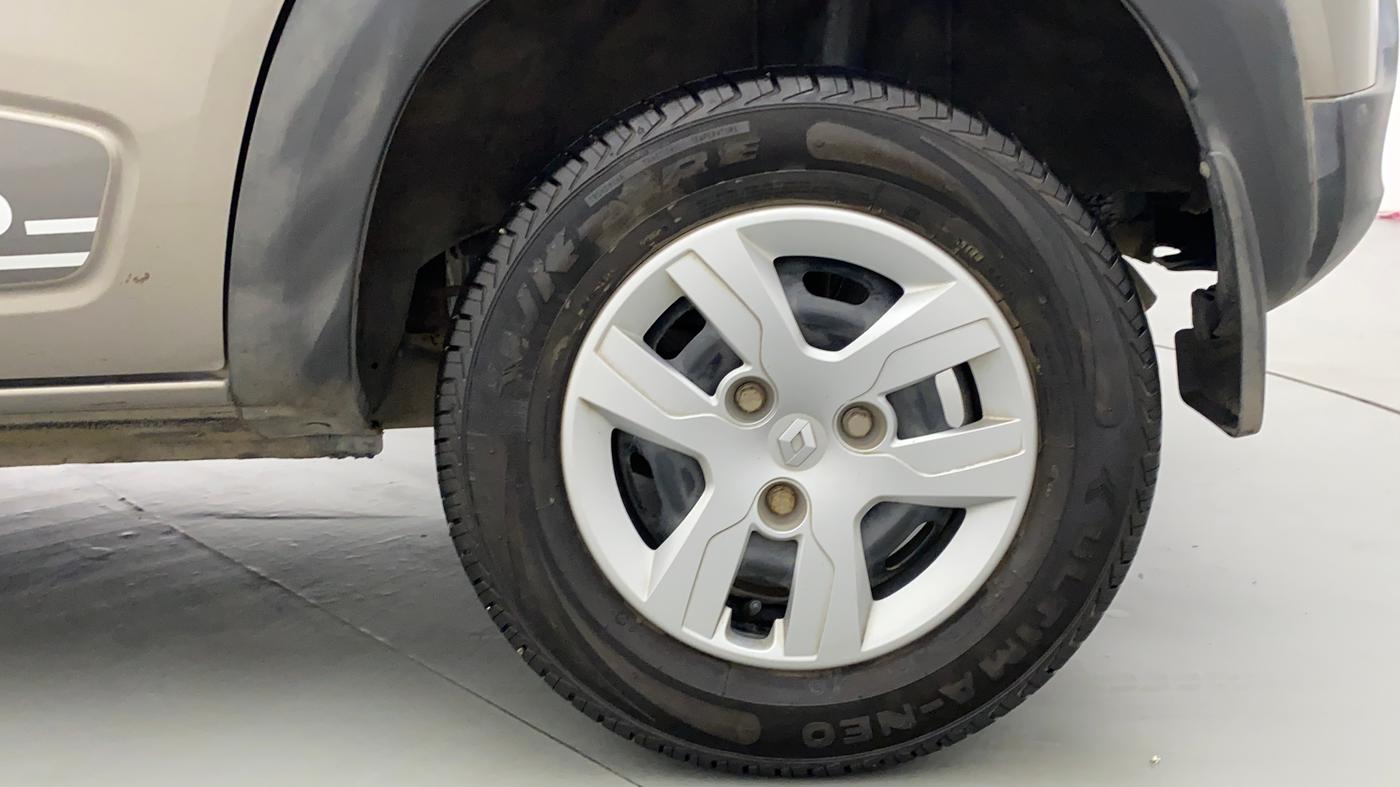 2019 Renault Kwid 1.0 RXT Opt, Petrol, Manual, 9,147 km, Left Rear Wheel