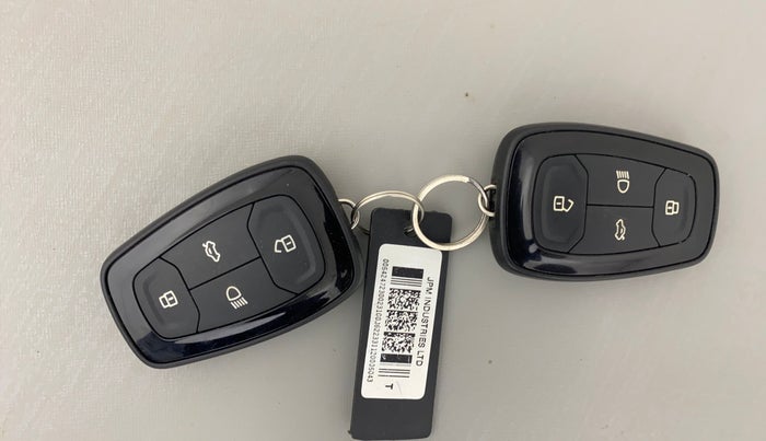 2021 Tata TIGOR XZA PLUS PETROL, Petrol, Automatic, 7,379 km, Key Close Up