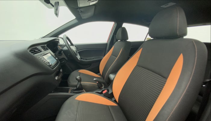2017 Hyundai Elite i20 ASTA 1.2 DUAL TONE, Petrol, Manual, 54,739 km, Right Side Front Door Cabin