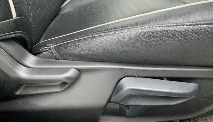 2021 Tata Tiago XZ+ 1.2 Revotron, Petrol, Manual, 14,179 km, Driver Side Adjustment Panel