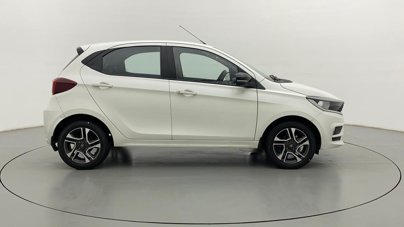 2021 Tata Tiago XZ+ 1.2 Revotron, Petrol, Manual, 14,179 km, Right Side View