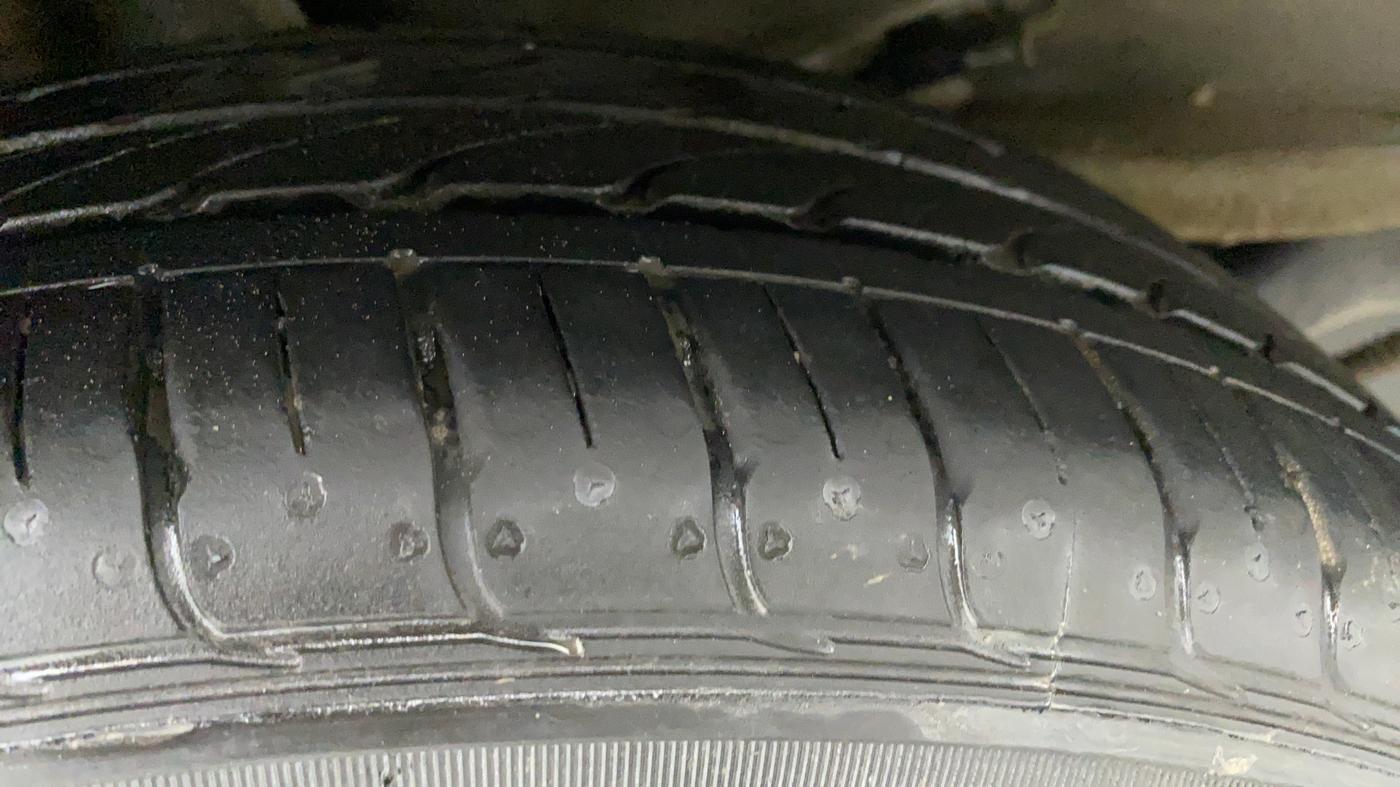 2021 Tata Tiago XZ+ 1.2 Revotron, Petrol, Manual, 14,179 km, Right Rear Tyre Tread