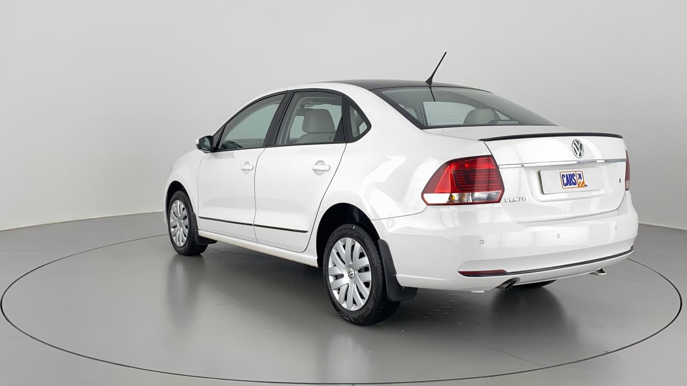 2017 Volkswagen Vento COMFORTLINE MT PETROL, Petrol, Manual, 32,137 km, Left Back Diagonal
