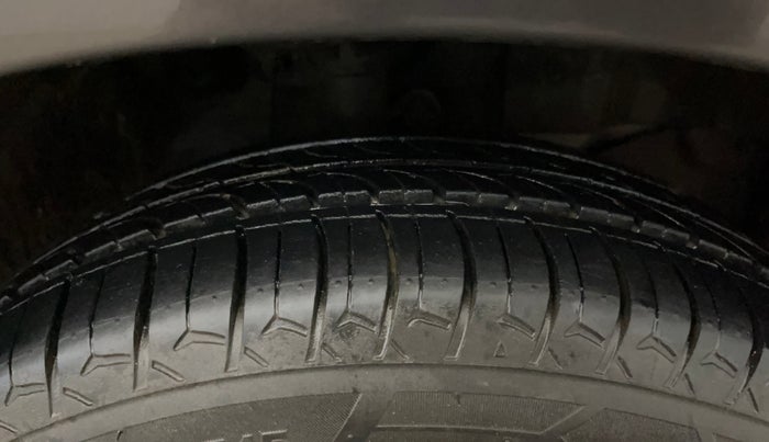 2018 Honda Amaze 1.2L I-VTEC VX, Petrol, Manual, 52,162 km, Right Front Tyre Tread
