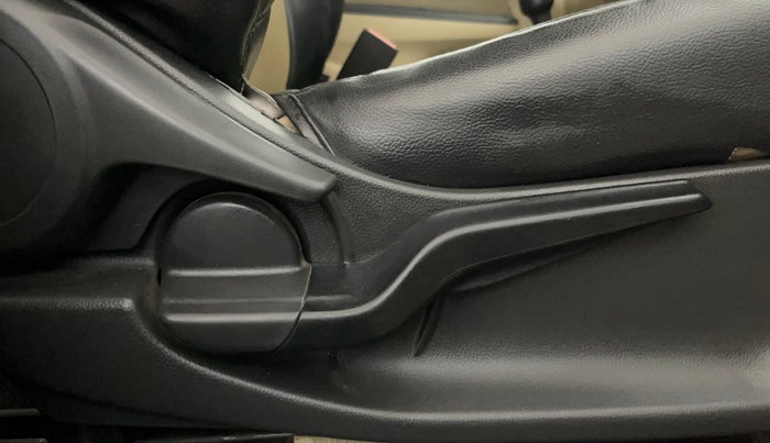 2018 Honda Amaze 1.2L I-VTEC VX, Petrol, Manual, 52,162 km, Driver Side Adjustment Panel