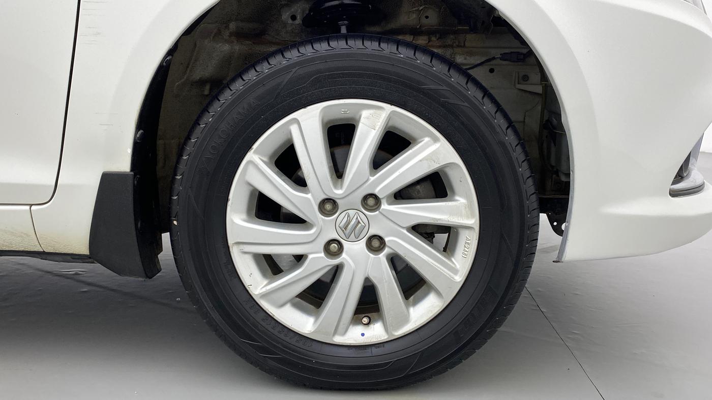 2015 Maruti Swift Dzire ZXI 1.2 BS IV, Petrol, Manual, 94,428 km, Right Front Wheel
