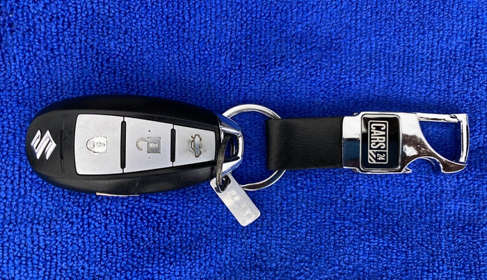 2015 Maruti Swift Dzire ZXI 1.2 BS IV, Petrol, Manual, 94,428 km, Key Close Up