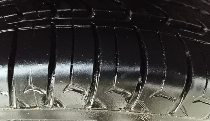 2015 Maruti Swift Dzire ZDI, Diesel, Manual, 86,638 km, Right Front Tyre Tread