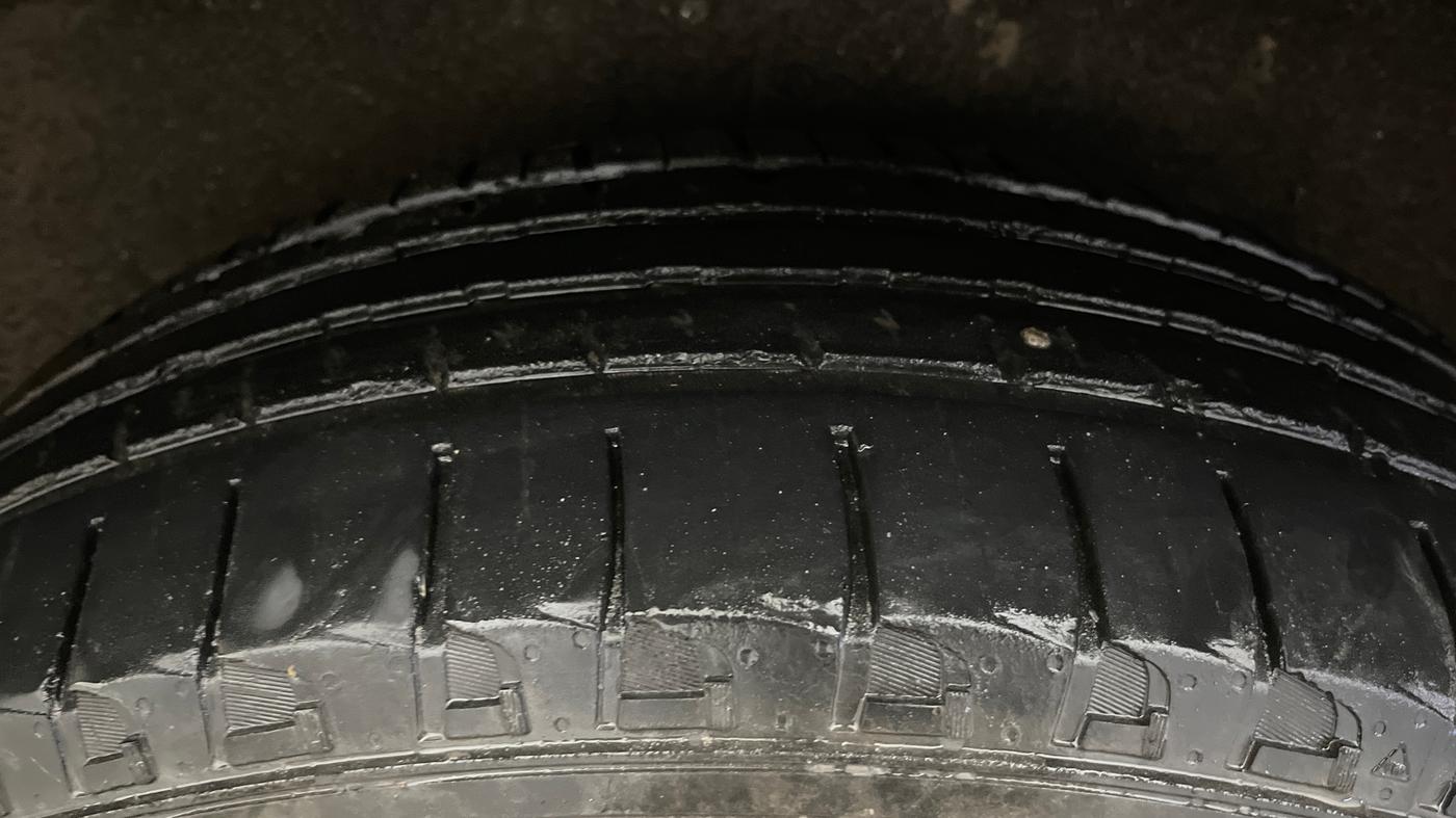 2024 Mahindra SCORPIO-N Z8 PETROL MT 7 STR, Petrol, Manual, 42,881 km, Left Rear Tyre Tread