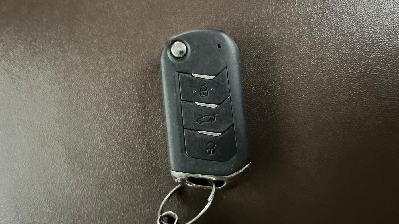 2024 Mahindra SCORPIO-N Z8 PETROL MT 7 STR, Petrol, Manual, 42,881 km, Key Close Up