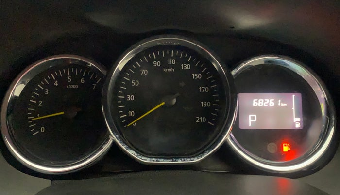 2017 Renault Duster RXS CVT, Petrol, Automatic, 68,204 km, Odometer Image