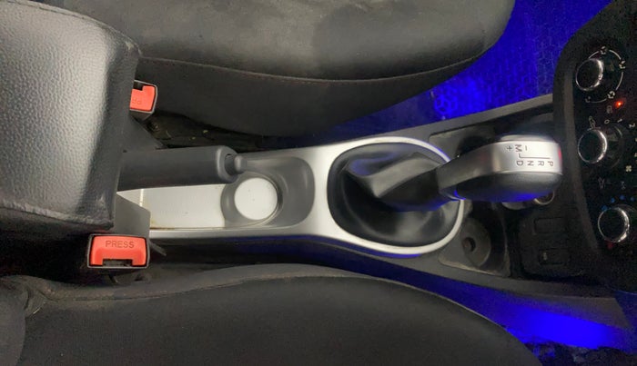 2017 Renault Duster RXS CVT, Petrol, Automatic, 68,204 km, Gear Lever