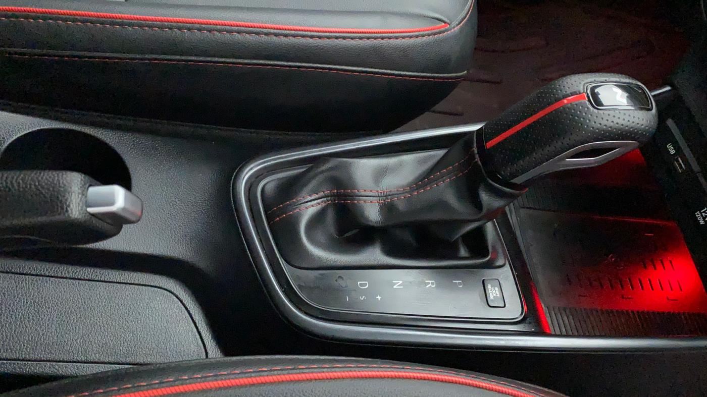 2022 Hyundai NEW I20 N LINE N8 1.0 TURBO GDI DCT, Petrol, Automatic, 9,549 km, Gear Lever