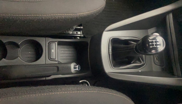 2020 Ford FREESTYLE TITANIUM PLUS 1.2 PETROL, Petrol, Manual, 10,157 km, Gear Lever