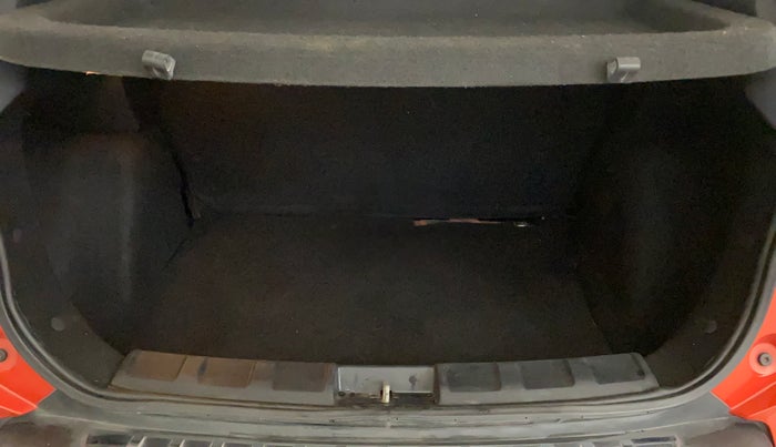 2021 Tata NEXON XM SUNROOF PETROL, Petrol, Manual, 62,197 km, Boot Inside