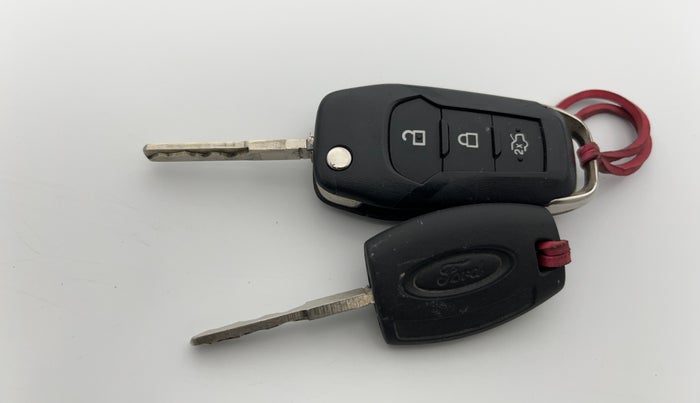 2015 Ford Figo Aspire TREND 1.2 PETROL, Petrol, Manual, 26,407 km, Key Close Up