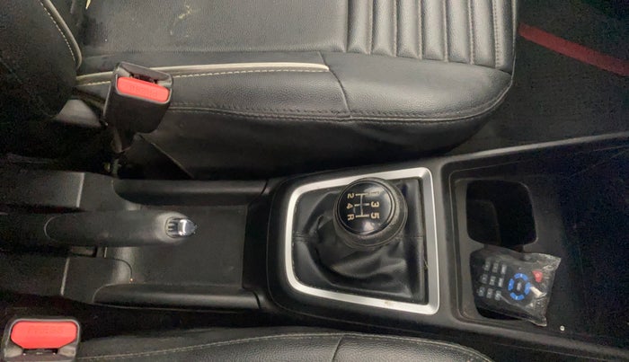 2021 Maruti Swift VXI, Petrol, Manual, 79,886 km, Gear Lever