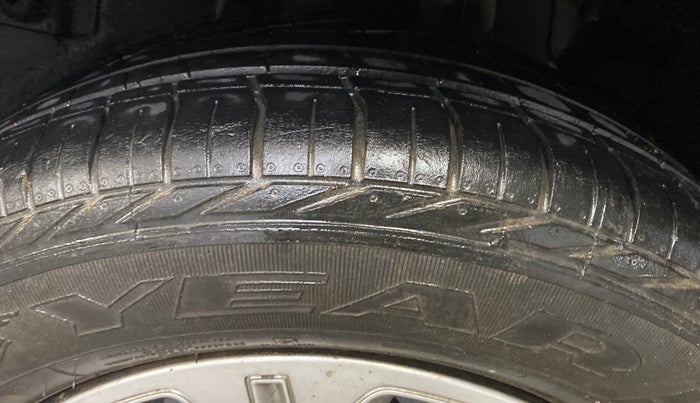 2018 Tata NEXON XMA PETROL, Petrol, Automatic, 39,067 km, Left Rear Tyre Tread