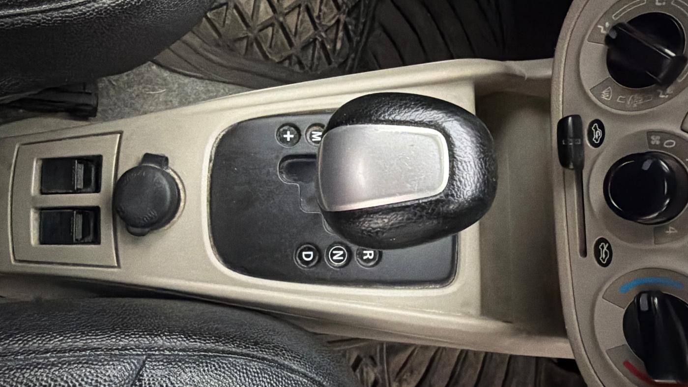 2019 Maruti Alto K10 VXI AMT, Petrol, Automatic, 81,205 km, Gear Lever