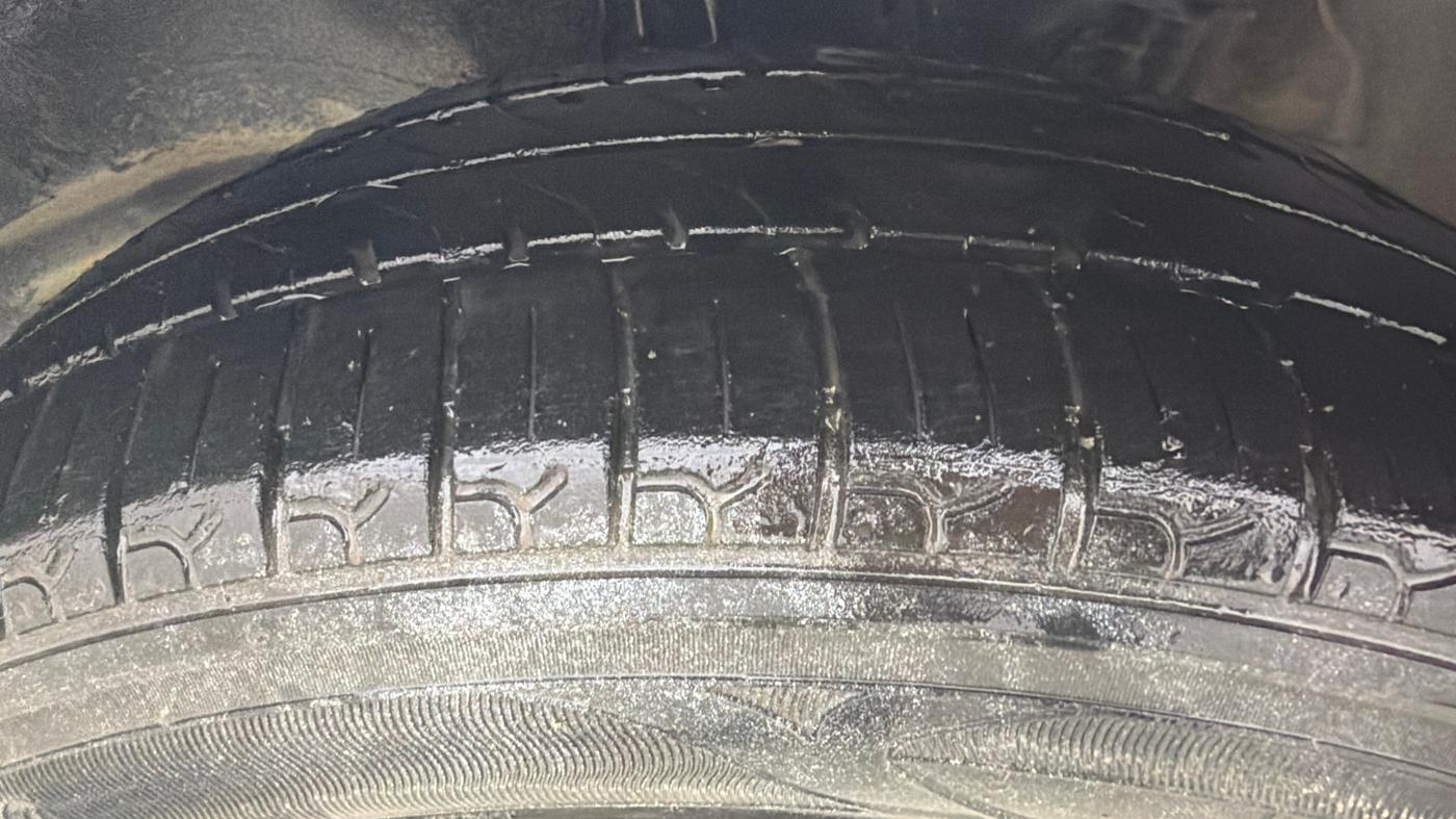 2019 Maruti Alto K10 VXI AMT, Petrol, Automatic, 81,205 km, Left Front Tyre Tread