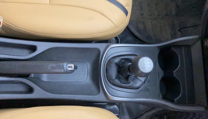 2015 Honda City 1.5L I-VTEC V MT, Petrol, Manual, 74,624 km, Gear Lever