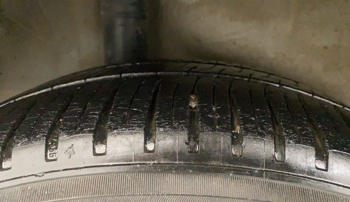 2015 Honda City 1.5L I-VTEC V MT, Petrol, Manual, 74,624 km, Right Rear Tyre Tread