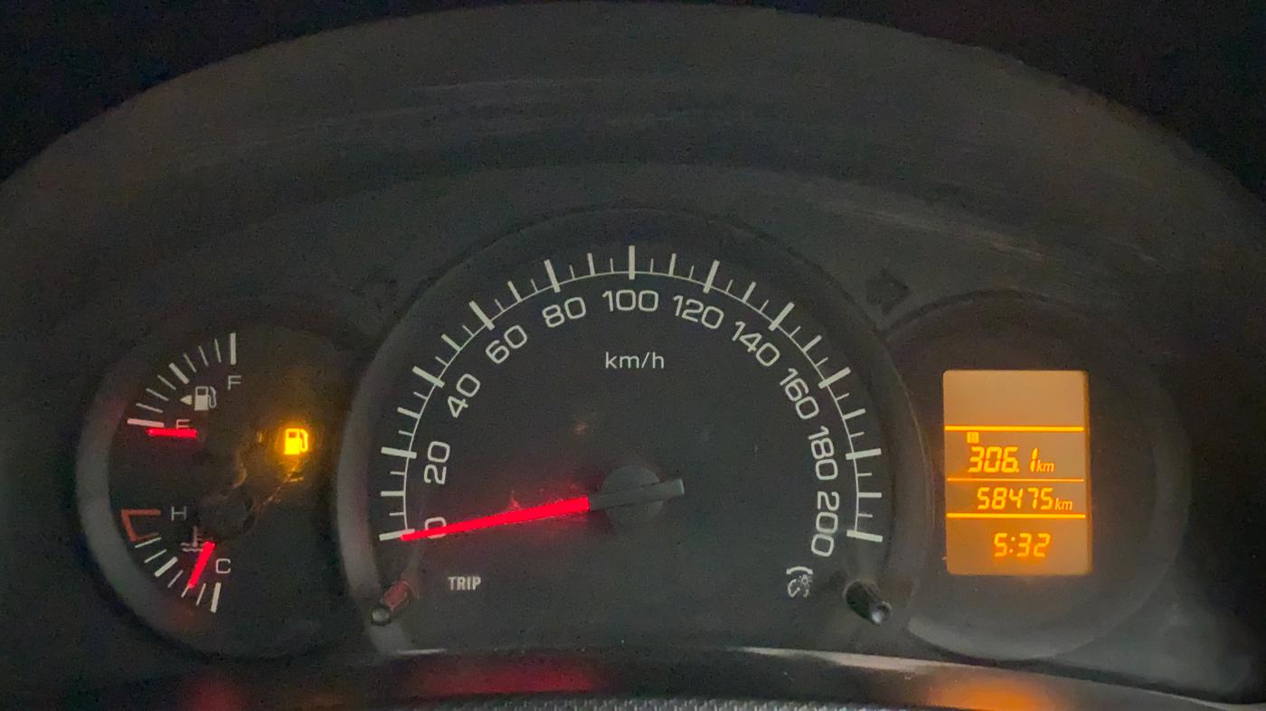 2015 Maruti Swift LXI, CNG, Manual, 58,702 km, Odometer Image
