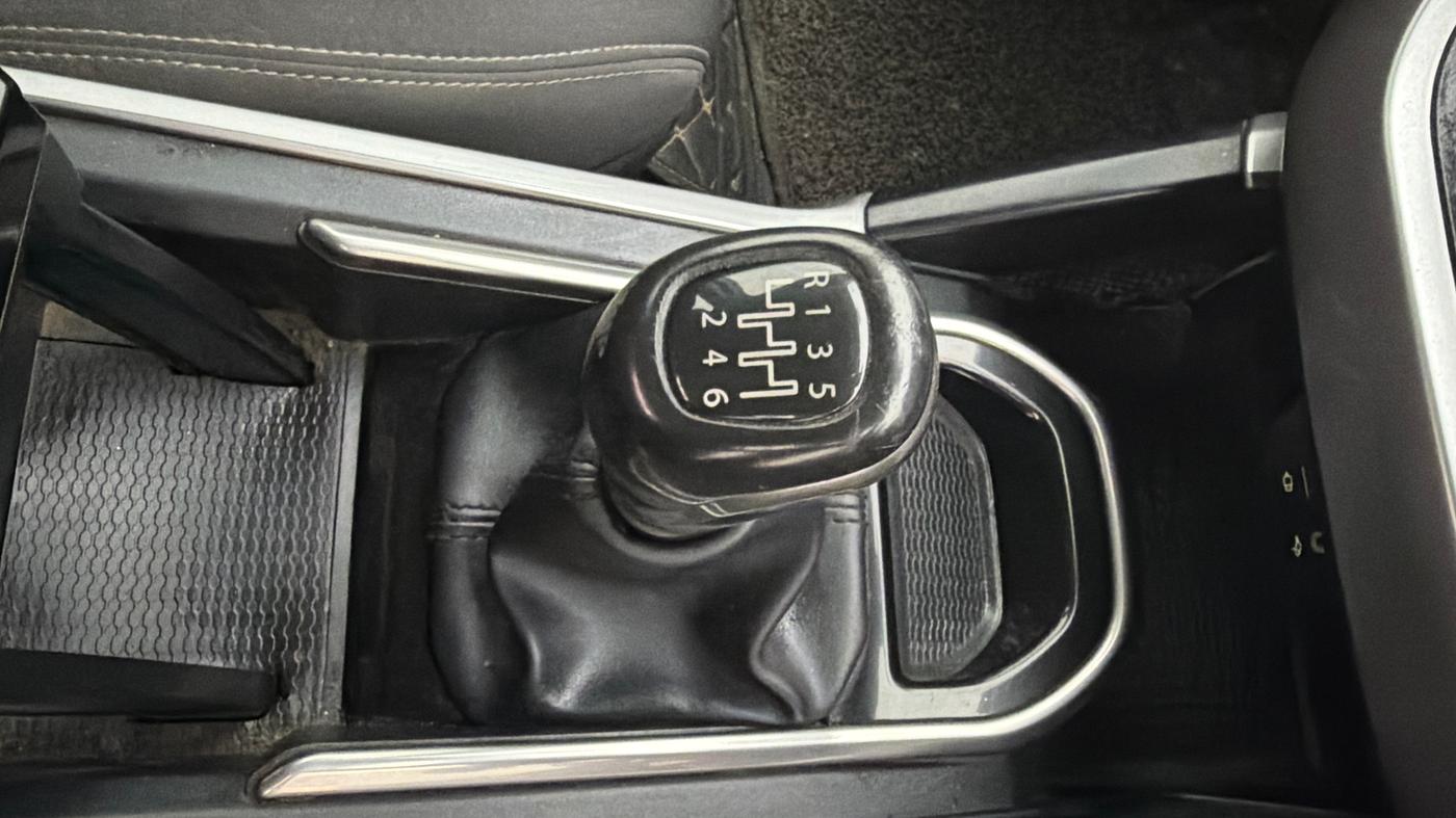 2022 Tata Harrier XT PLUS 2.0L KRYOTEC, Diesel, Manual, 54,557 km, Gear Lever