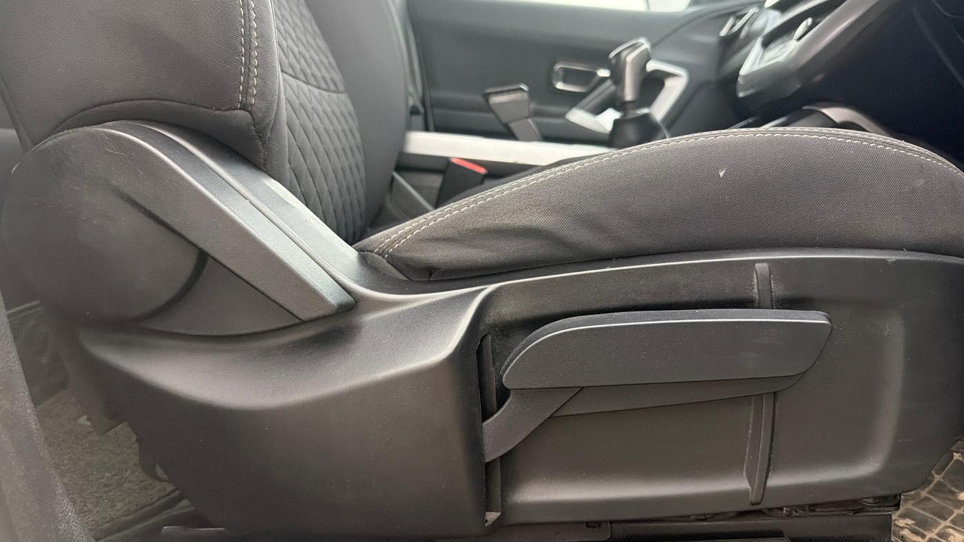 2022 Tata Harrier XT PLUS 2.0L KRYOTEC, Diesel, Manual, 54,557 km, Driver Side Adjustment Panel