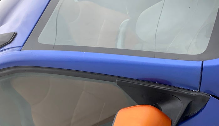 2018 Renault Kwid CLIMBER 1.0, Petrol, Manual, 59,535 km, Right A pillar - Slightly dented