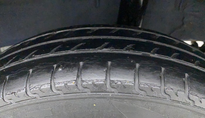 2018 Renault Kwid CLIMBER 1.0, Petrol, Manual, 59,535 km, Left Rear Tyre Tread