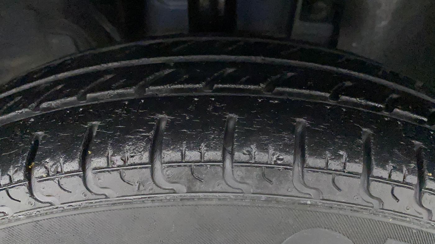 2018 Renault Kwid CLIMBER 1.0, Petrol, Manual, 59,535 km, Right Front Tyre Tread