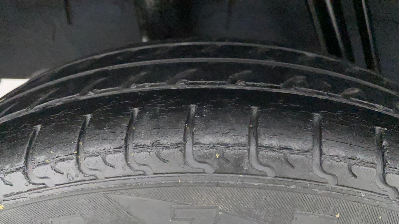 2018 Renault Kwid CLIMBER 1.0, Petrol, Manual, 59,535 km, Right Rear Tyre Tread