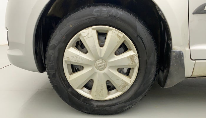 2011 Maruti Swift Dzire VXI, CNG, Manual, 74,321 km, Left Front Wheel