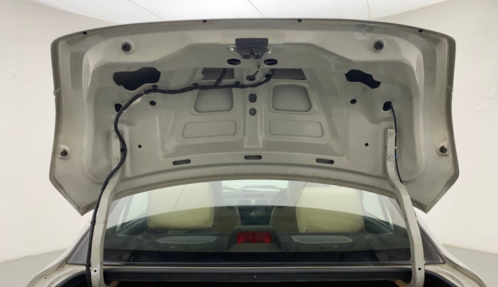 2011 Maruti Swift Dzire VXI, CNG, Manual, 74,321 km, Boot Door Open