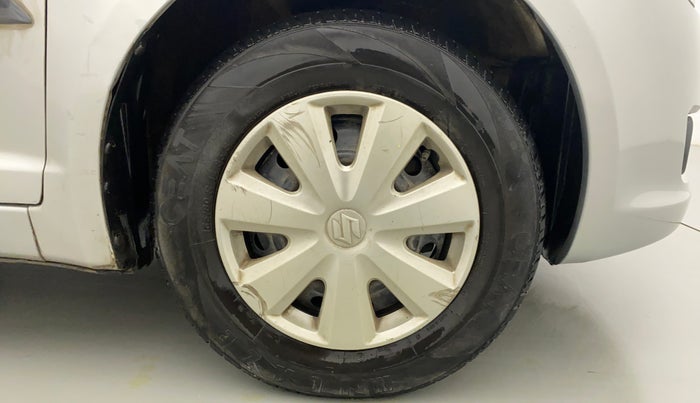 2011 Maruti Swift Dzire VXI, CNG, Manual, 74,321 km, Right Front Wheel