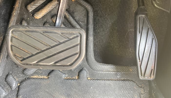 2023 Maruti JIMNY ALPHA ALL GRIP PRO AT, Petrol, Automatic, 17,814 km, Pedals