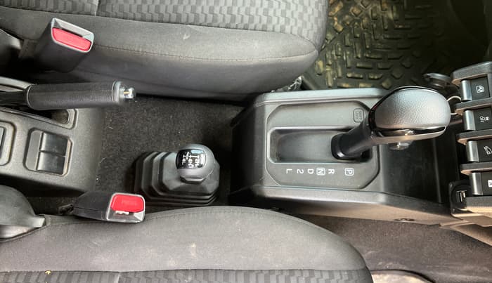 2023 Maruti JIMNY ALPHA ALL GRIP PRO AT, Petrol, Automatic, 17,814 km, Gear Lever