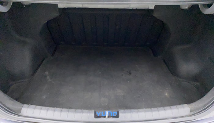 2018 Hyundai Xcent 1.2 S CRDI, Diesel, Manual, 75,540 km, Boot Inside