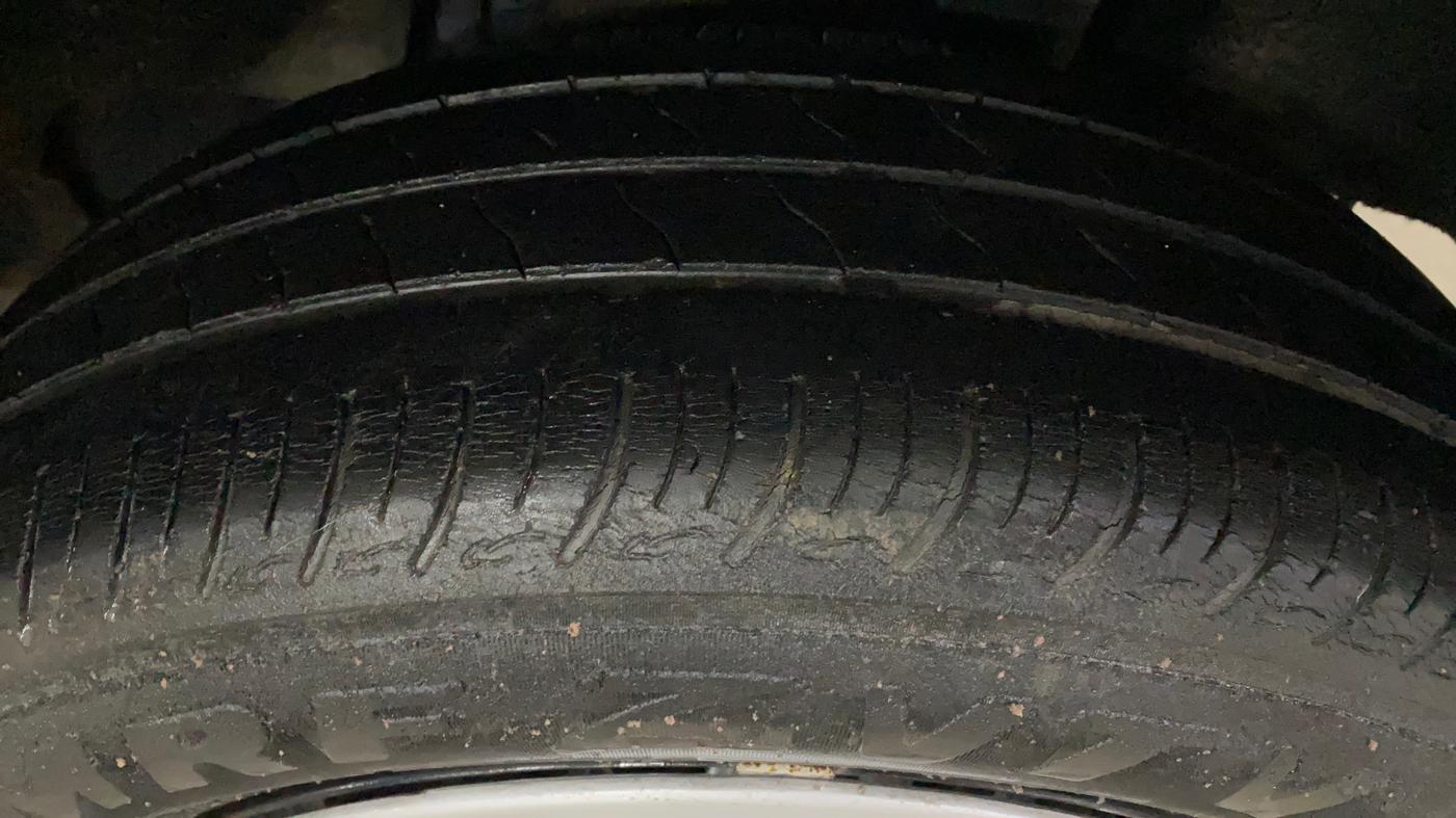 2019 Maruti Baleno DELTA PETROL 1.2, Petrol, Manual, 69,696 km, Left Rear Tyre Tread